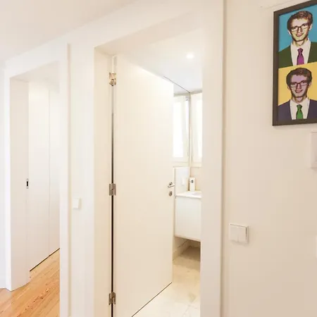 Appartement Flh Mouraria Blue Design With Parking & Pool Lissabon
